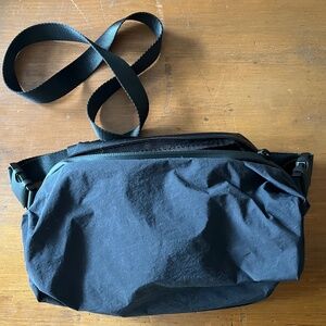 cote&ciel Neda Sling black